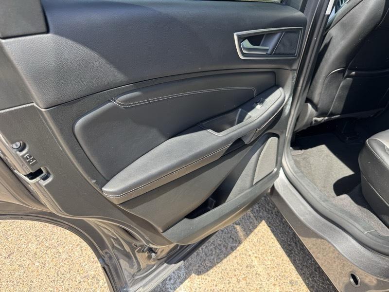 Ford Edge Titanium AWD 2024