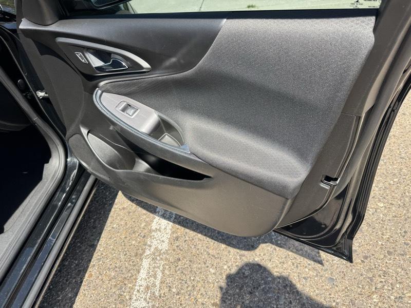 Chevrolet Malibu 4dr Sdn LT 2021