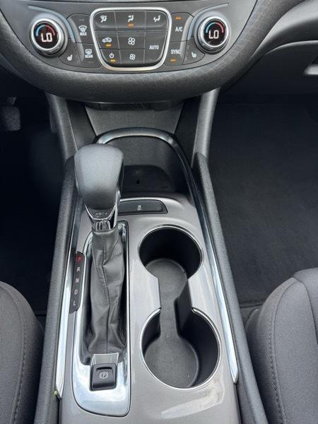 Chevrolet Malibu 4dr Sdn LT 2022