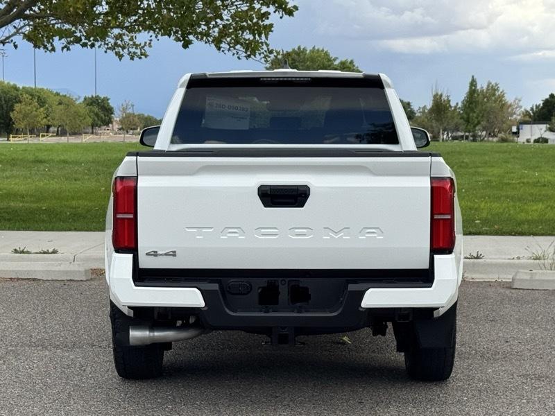 Toyota Tacoma 4WD TRD Off Road Double Cab 5' Bed MT (Natl) 2024