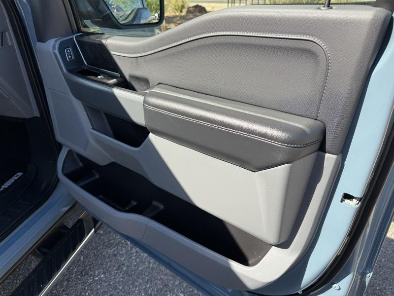 Ford F-150 King Ranch 4WD SuperCrew 5.5' Box 2023