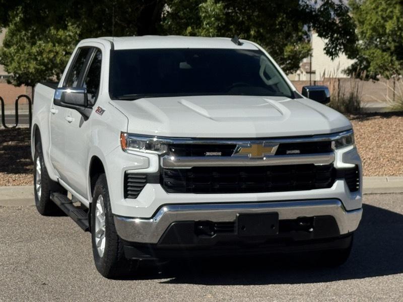 Chevrolet Silverado 1500 4WD Crew Cab 147" LT w/1LT 2023