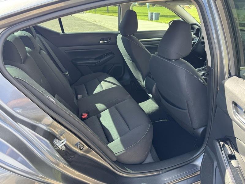 Nissan Altima 2.5 SV Sedan 2022