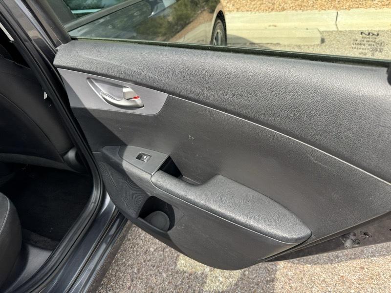 Kia Forte LXS IVT 2022