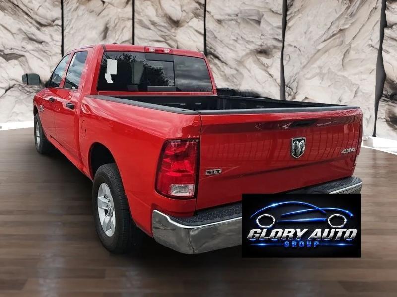 RAM 1500 Classic SLT 4x4 Crew Cab 5'7" Box 2023
