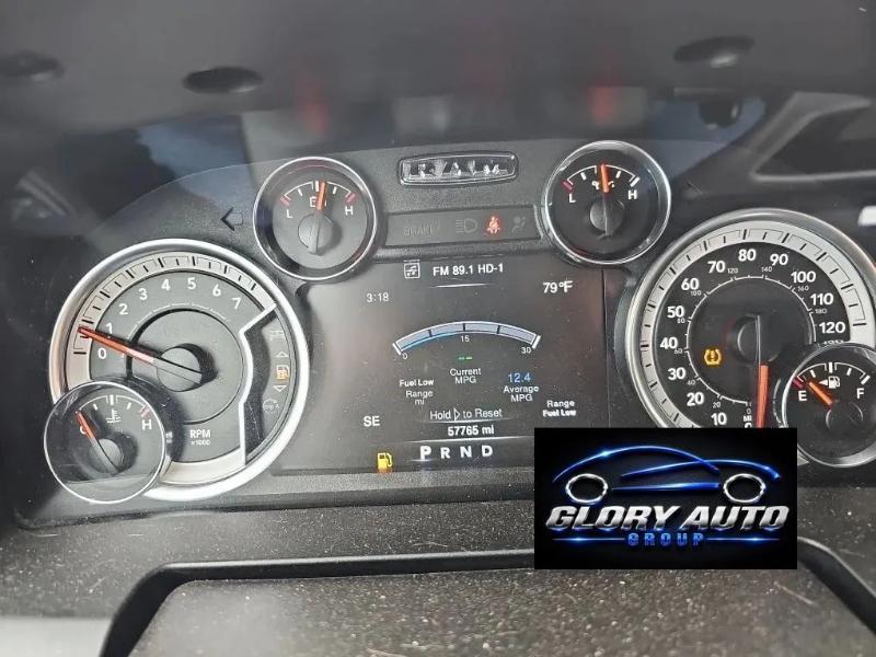 RAM 1500 Classic SLT 4x4 Crew Cab 5'7" Box 2023