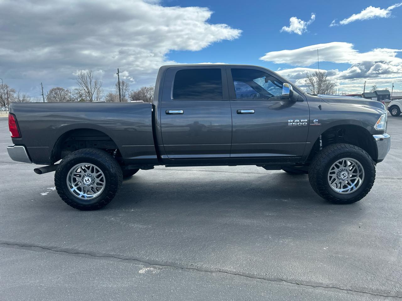 RAM 2500 4WD Crew Cab 149" SLT 2015