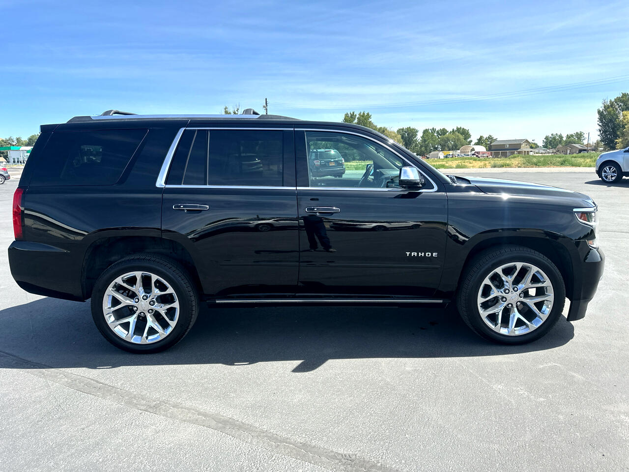 Chevrolet Tahoe 4WD 4dr Premier 2017 Chevrolet Tahoe 4WD 4dr Premier 2017
