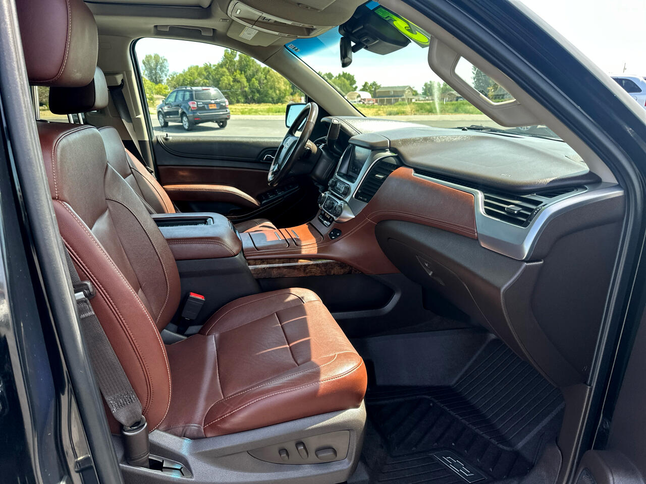 Chevrolet Tahoe 4WD 4dr Premier 2017 Chevrolet Tahoe 4WD 4dr Premier 2017