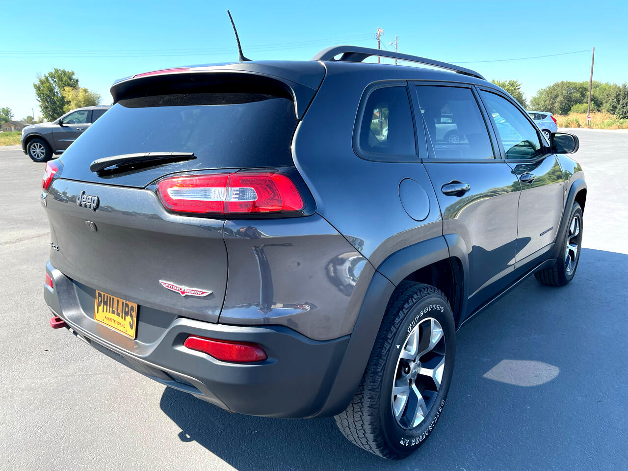 2016 Jeep Cherokee Trailhawk photo 6