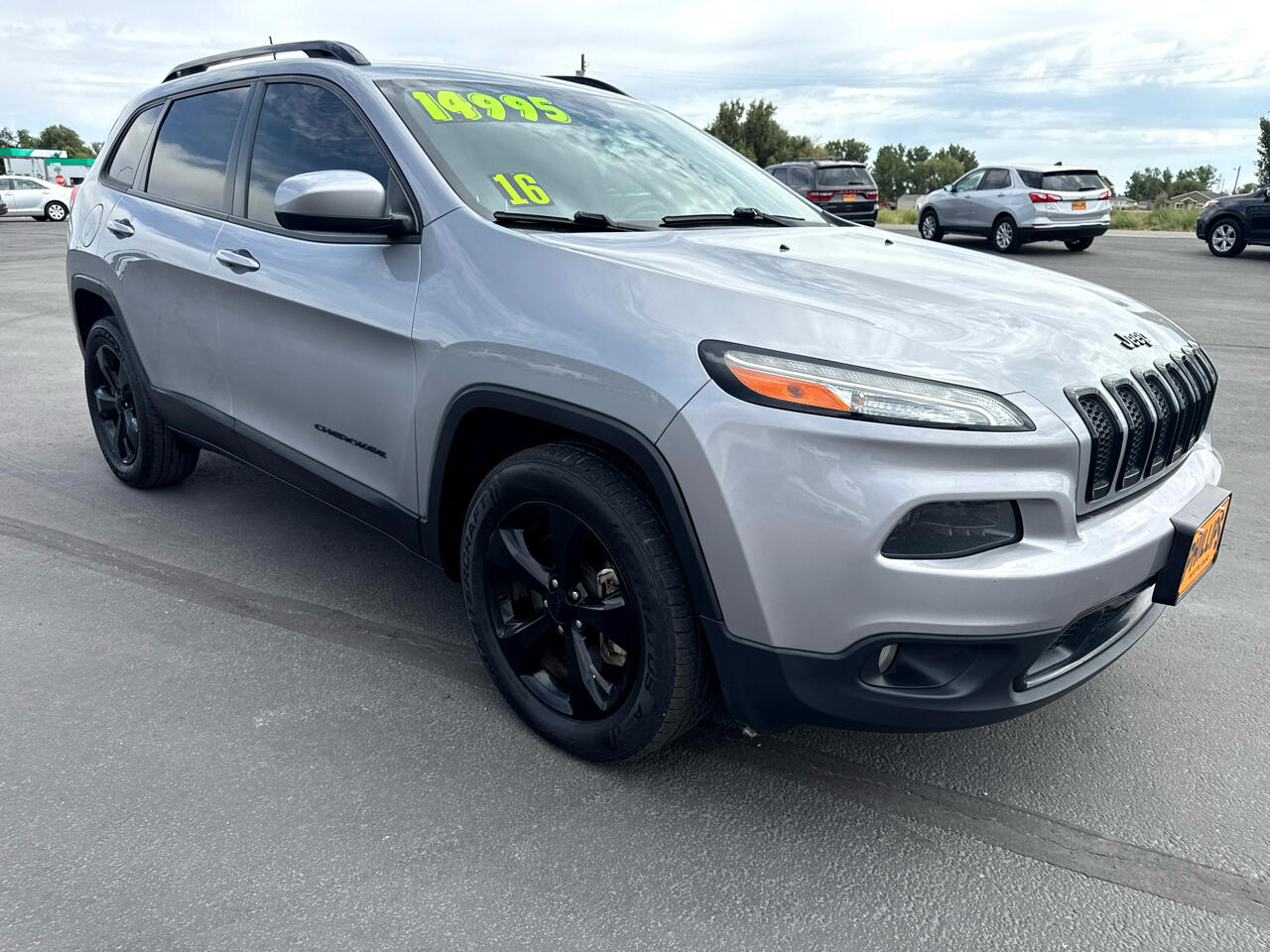 2016 Jeep Cherokee Altitude photo 5