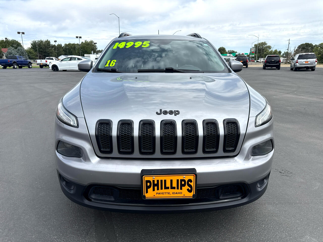 2016 Jeep Cherokee Altitude photo 6