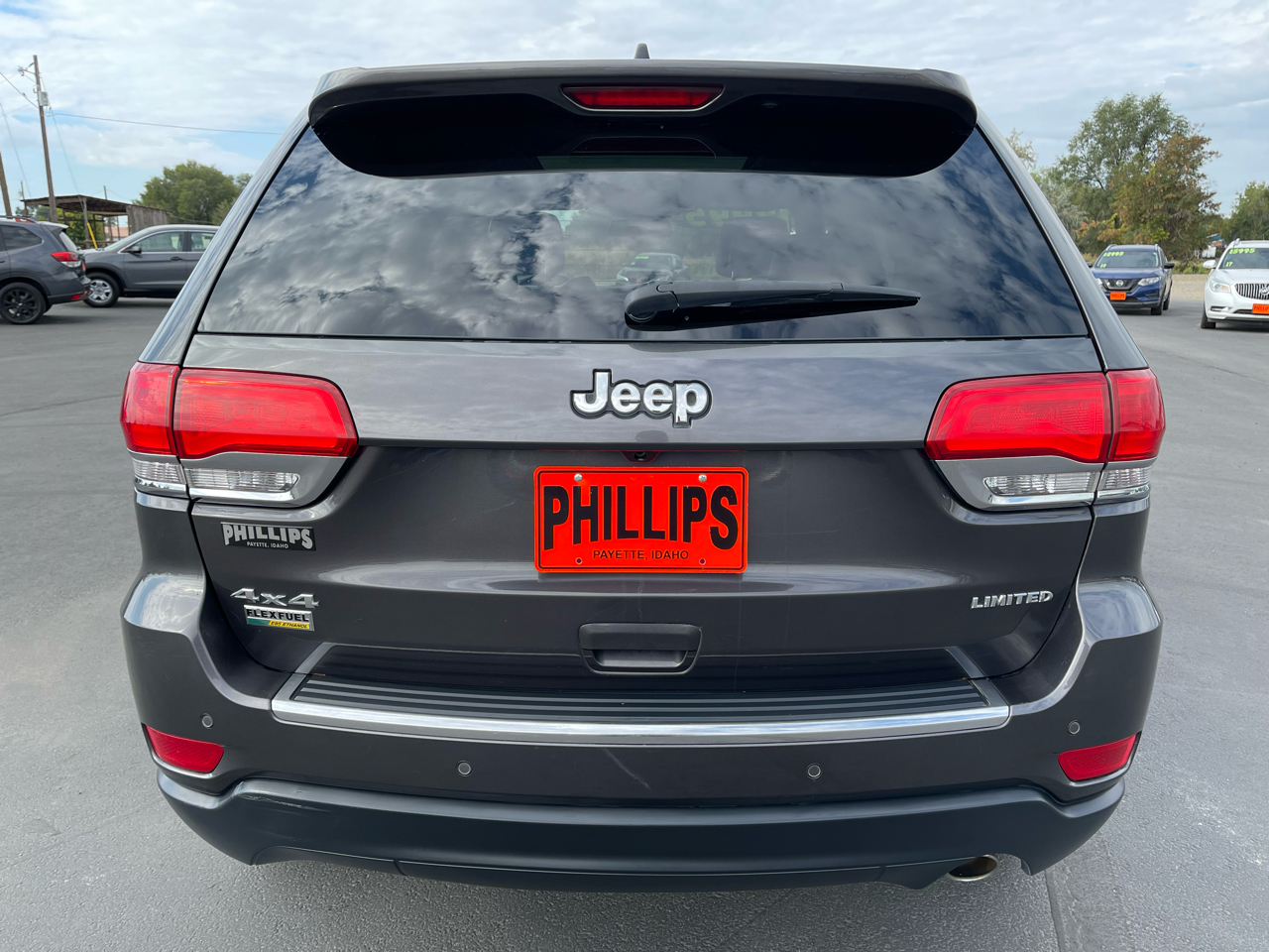 2015 Jeep Grand Cherokee Limited photo 3