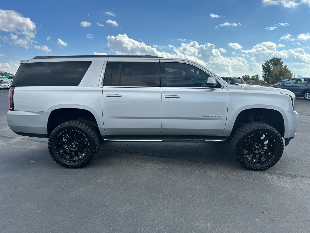 2017 Gmc Yukon XL SLT photo 6