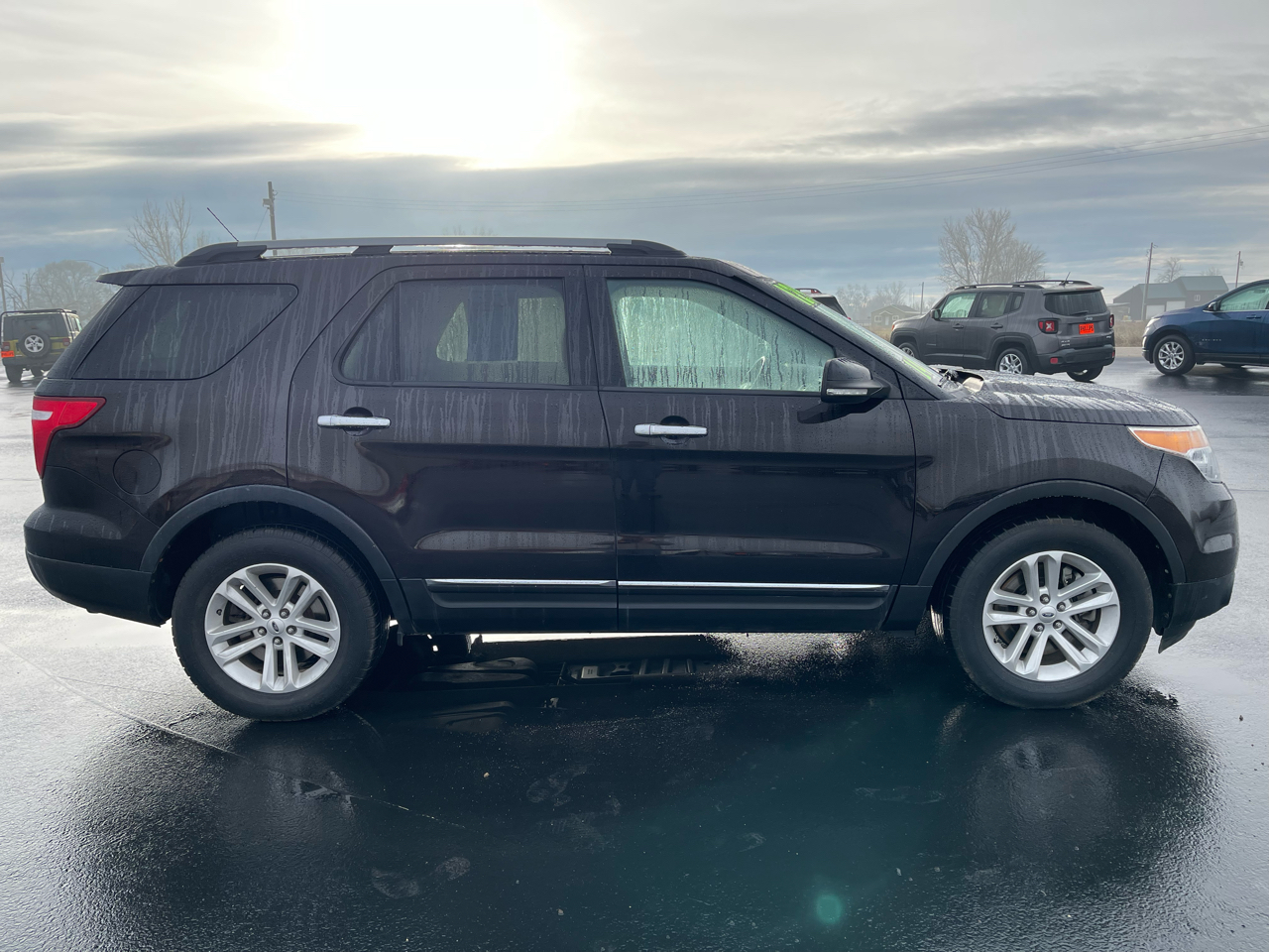 Ford Explorer 4WD 4dr XLT 2014