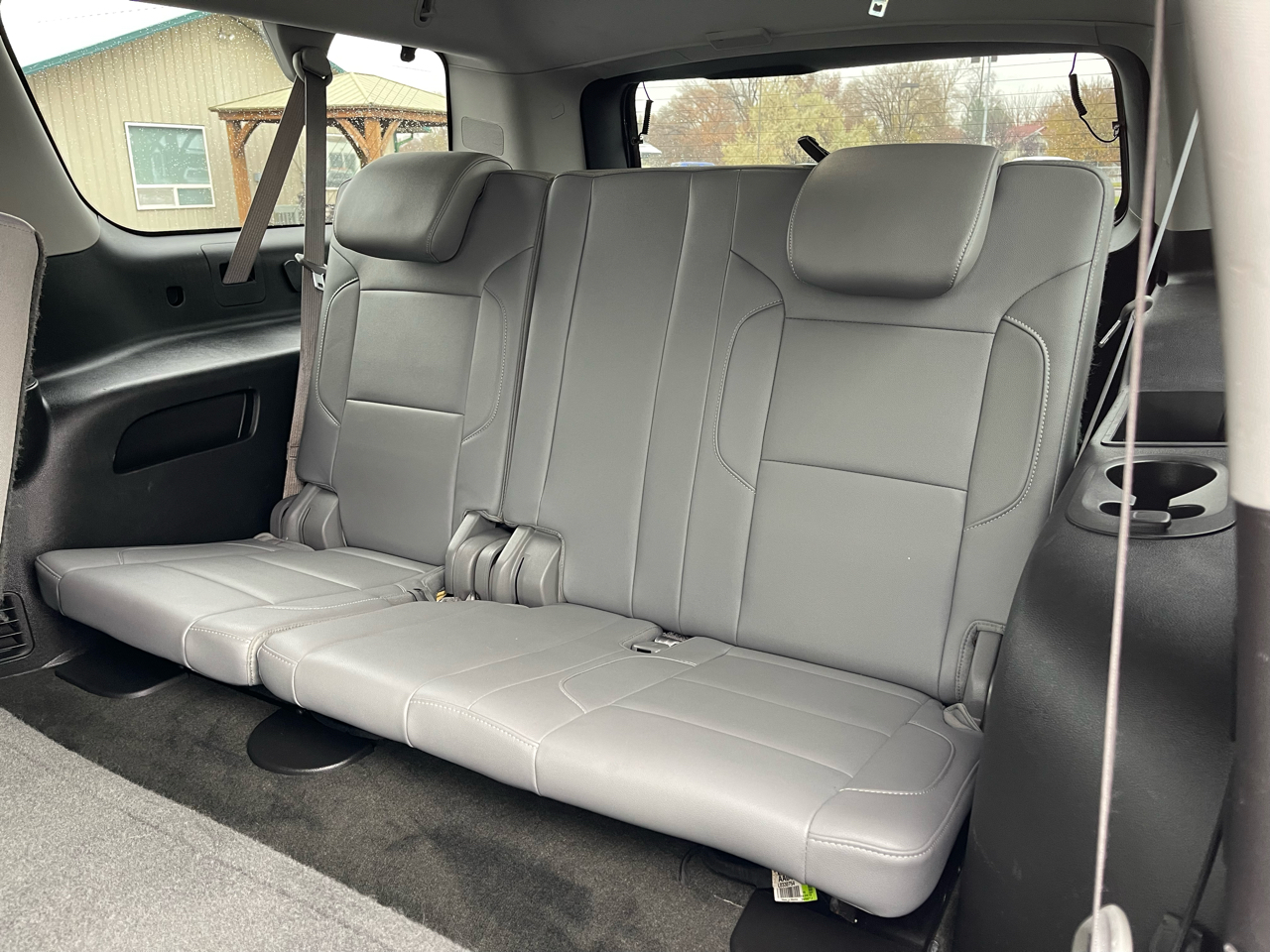 Chevrolet Suburban 4WD 4dr LT 2015