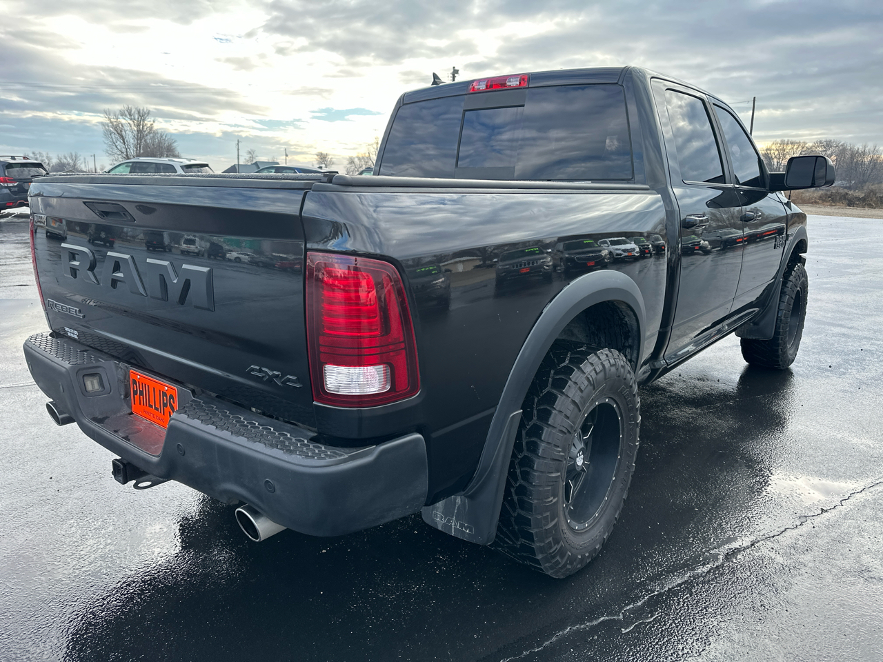 RAM 1500 Rebel 4x4 Crew Cab 5'7" Box 2017