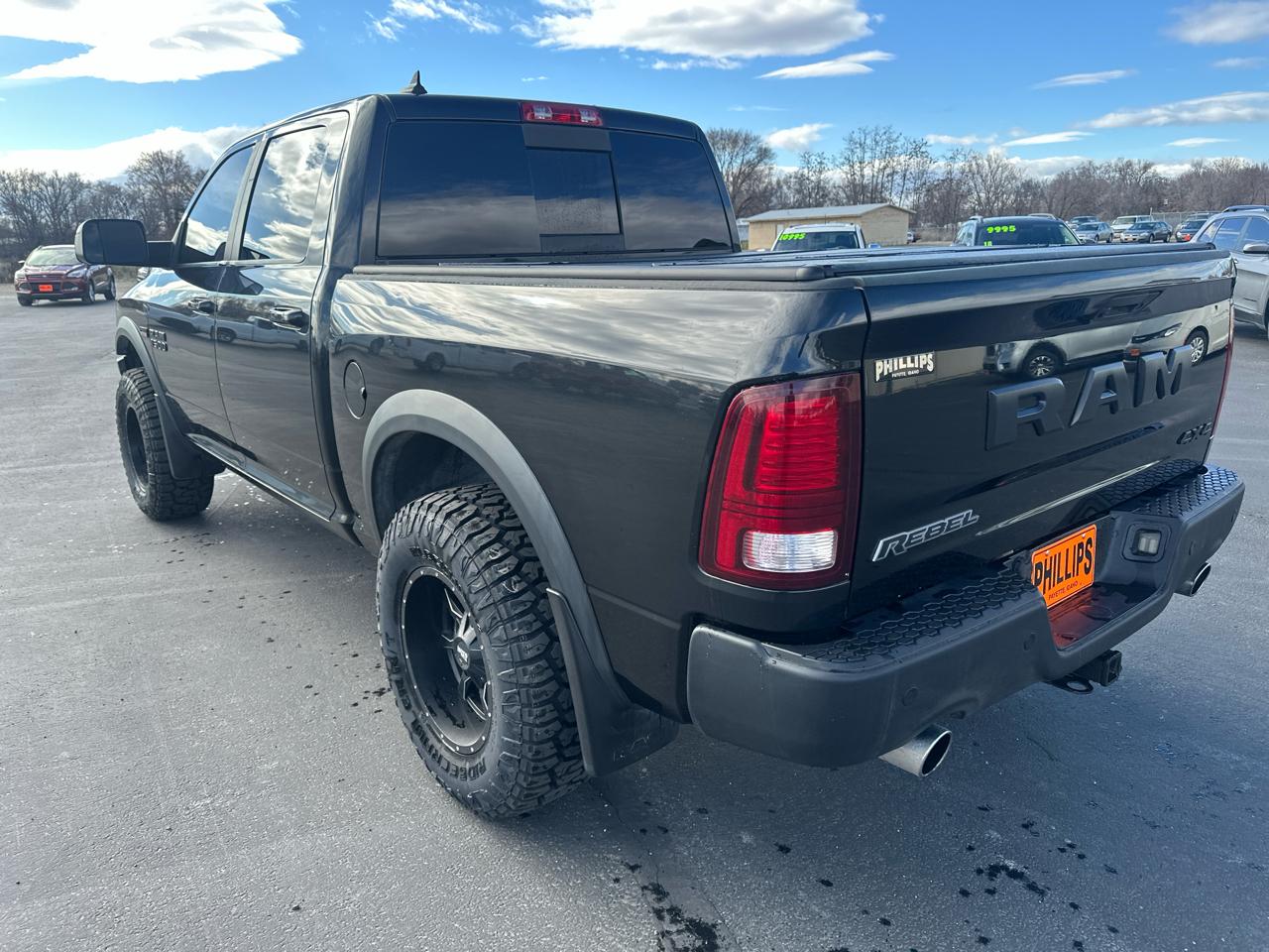 RAM 1500 Rebel 4x4 Crew Cab 5'7" Box 2017