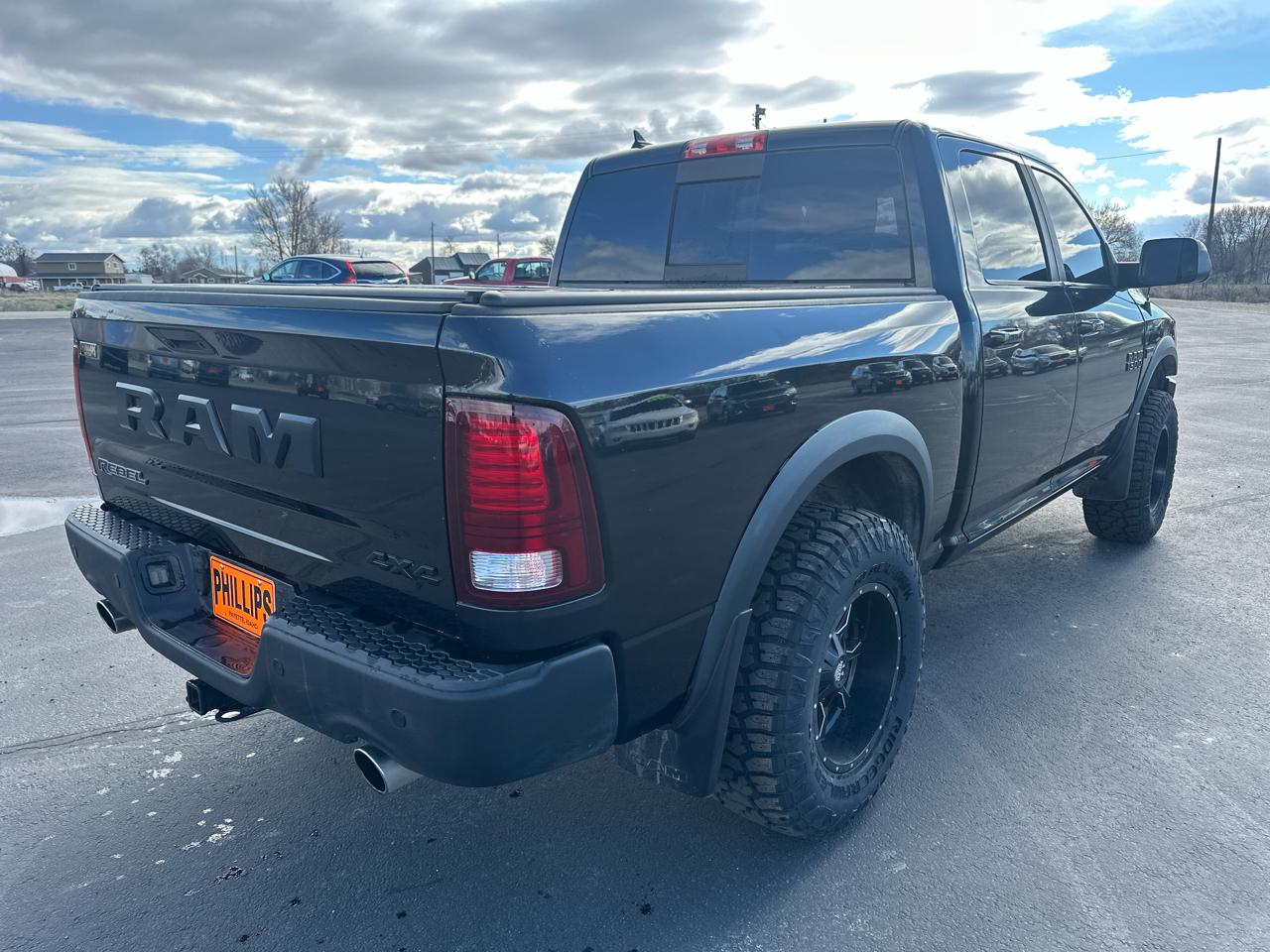 RAM 1500 Rebel 4x4 Crew Cab 5'7" Box 2017