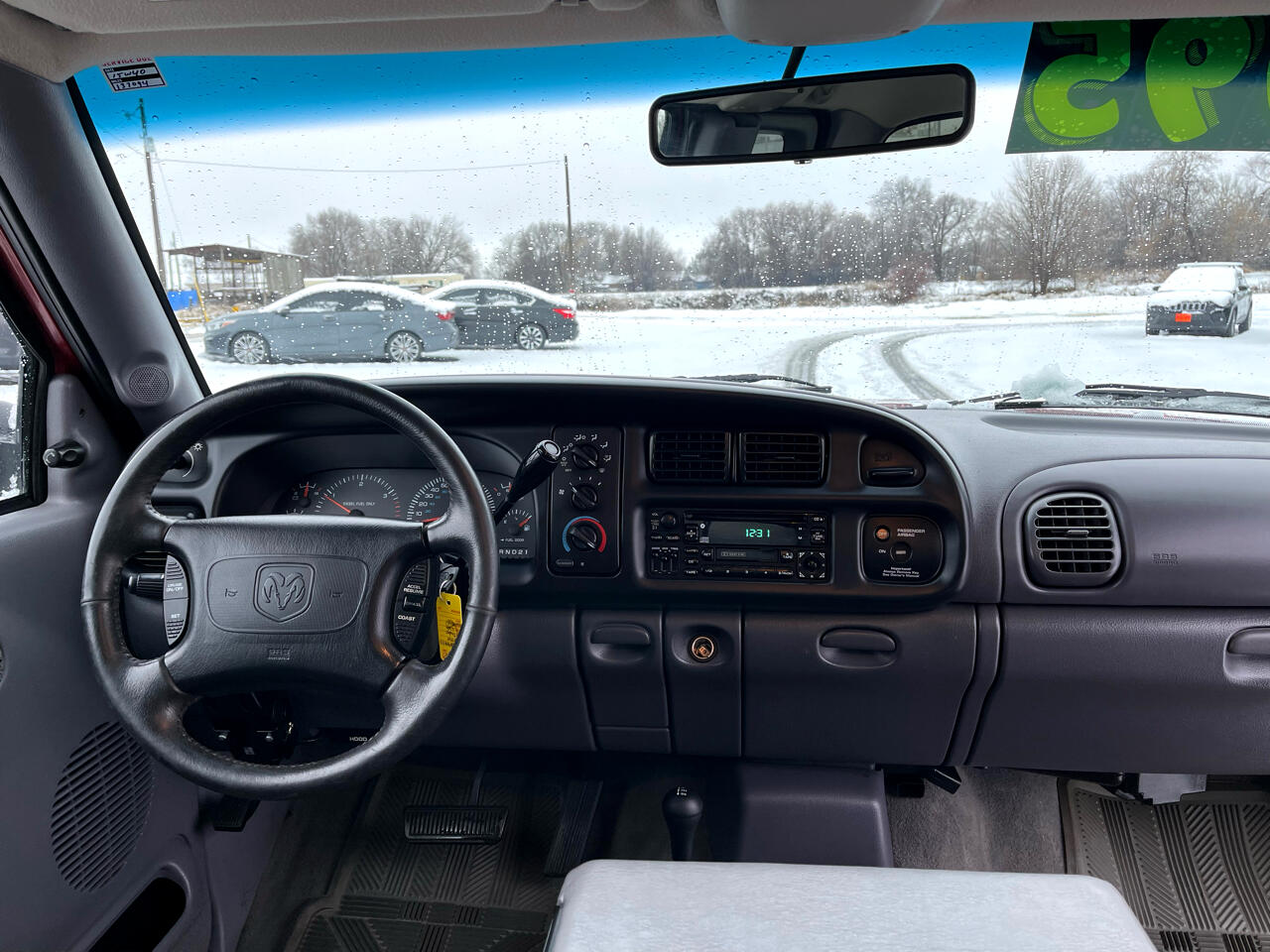 Dodge Ram 2500 4dr Quad Cab 160.5 4WD SLT 1998