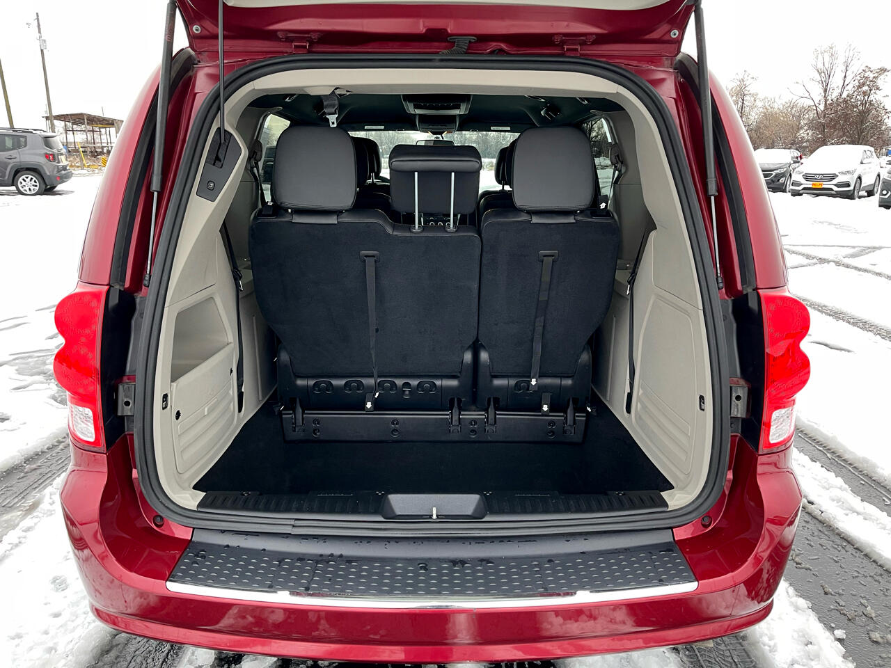 Dodge Grand Caravan 4dr Wgn SXT Plus 2016