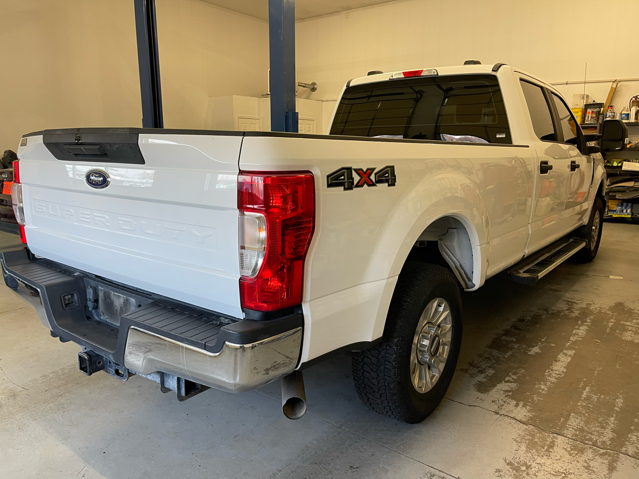 Ford Super Duty F-350 SRW XL 4WD Crew Cab 8' Box 2020