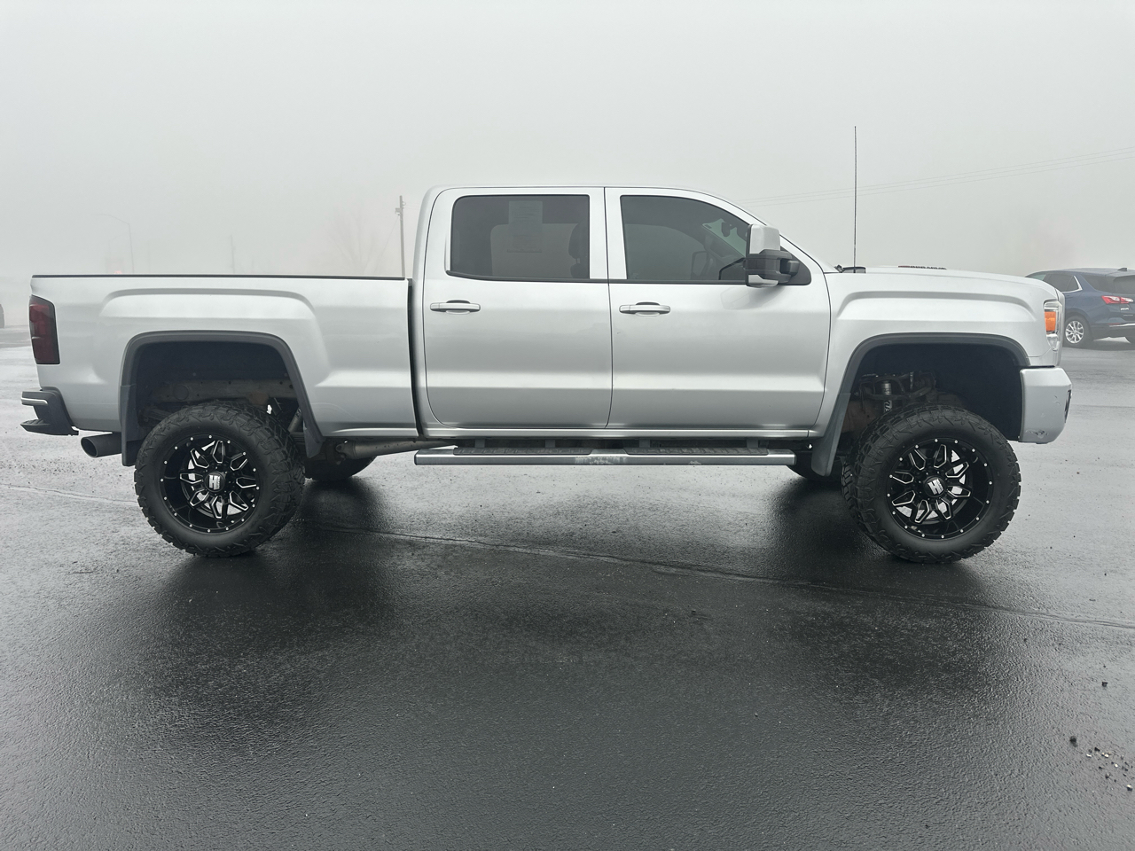 GMC Sierra 2500HD 4WD Crew Cab 153.7" Denali 2015