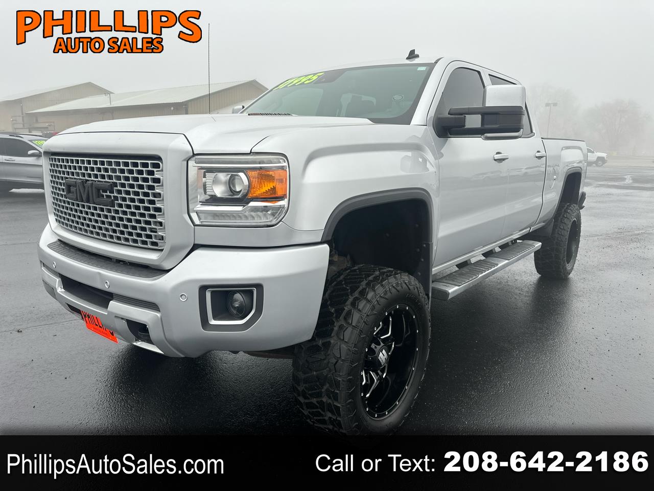 2015 GMC Sierra 2500HD 4WD Crew Cab 153.7" Denali