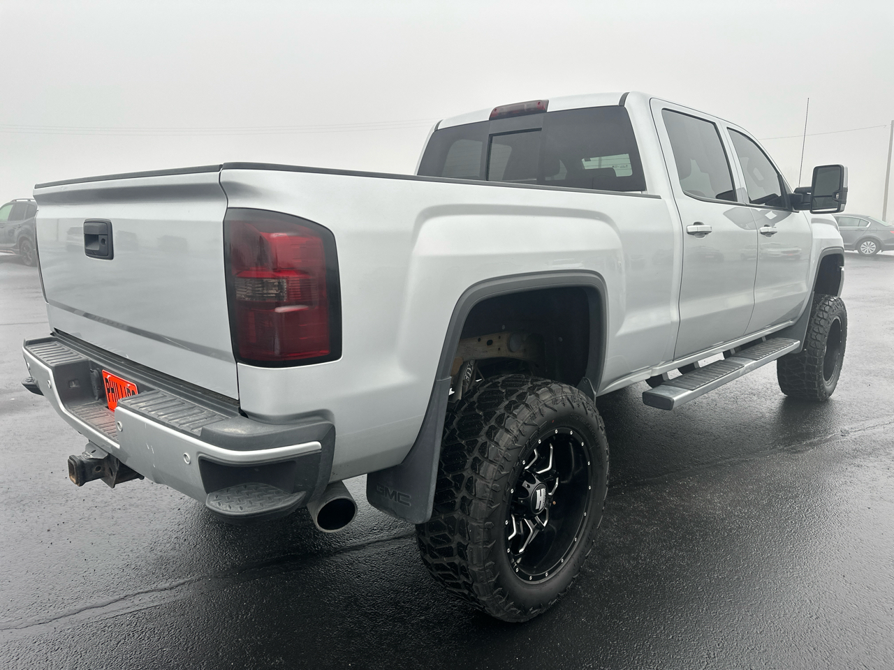 GMC Sierra 2500HD 4WD Crew Cab 153.7" Denali 2015