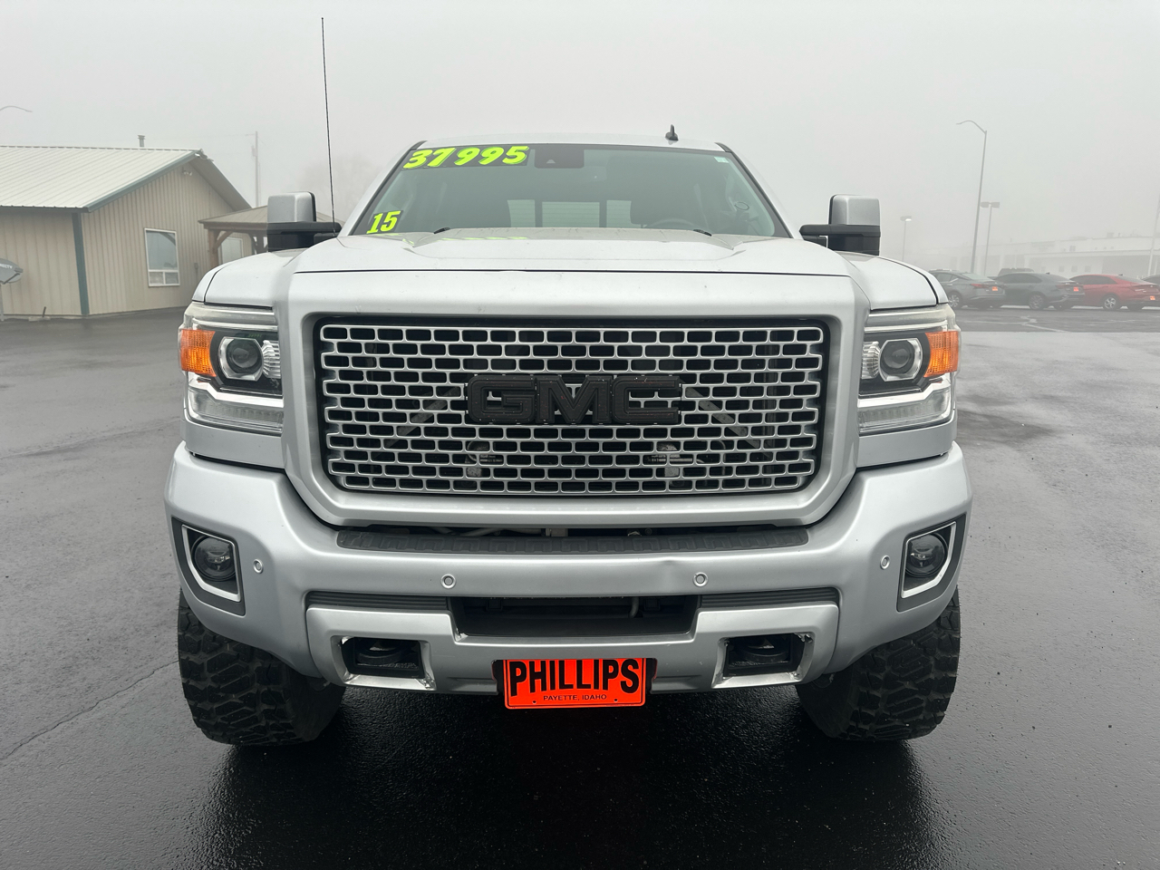 GMC Sierra 2500HD 4WD Crew Cab 153.7" Denali 2015