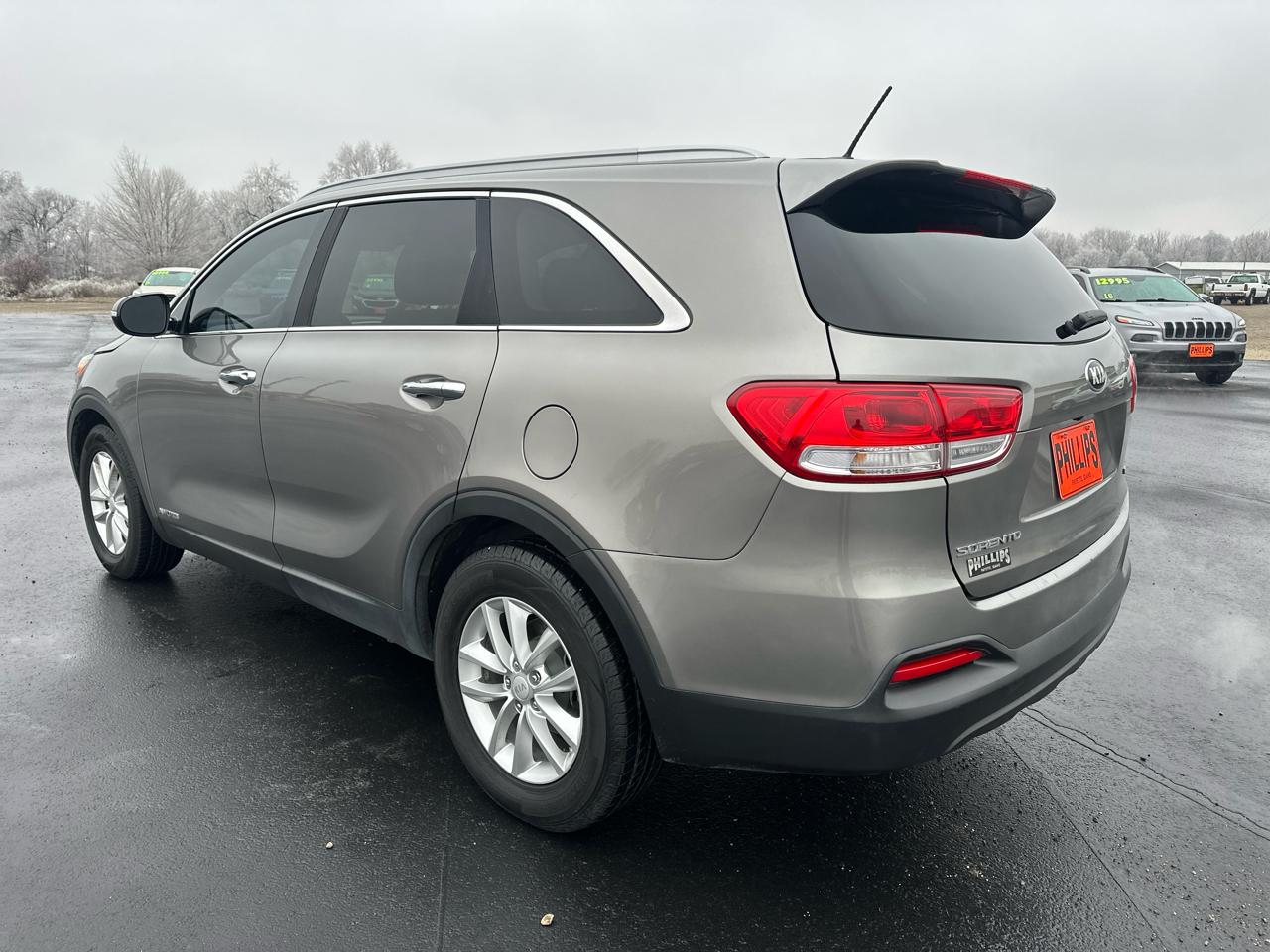 Kia Sorento AWD 4dr 3.3L LX 2016