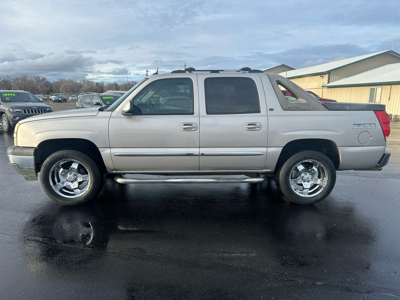 Chevrolet Avalanche 1500 5dr Crew Cab 130" WB 4WD Z71 2005