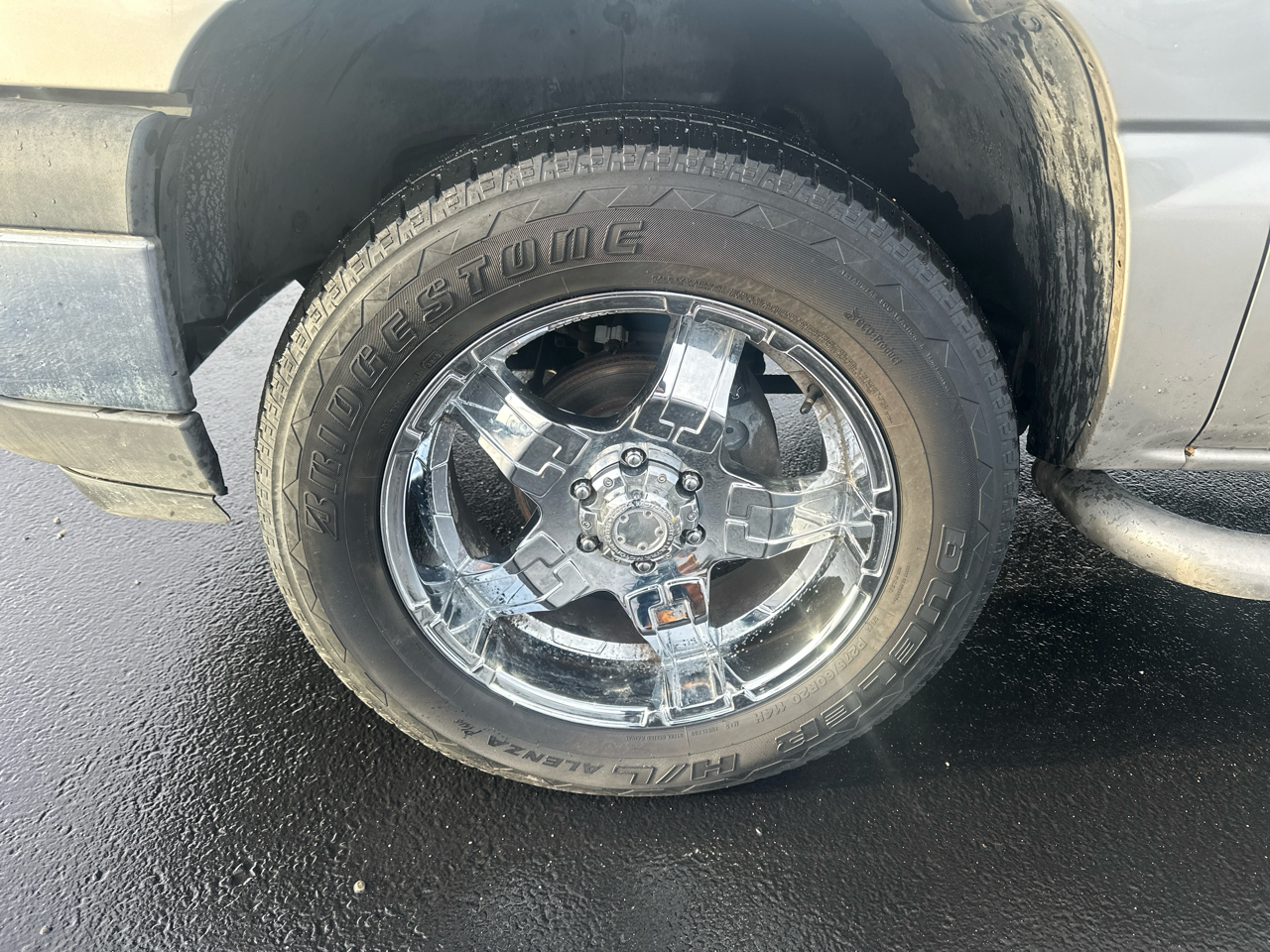 Chevrolet Avalanche 1500 5dr Crew Cab 130" WB 4WD Z71 2005