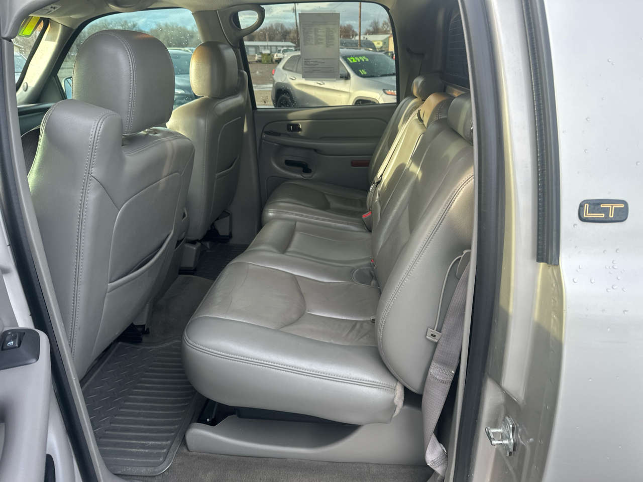 Chevrolet Avalanche 1500 5dr Crew Cab 130" WB 4WD Z71 2005