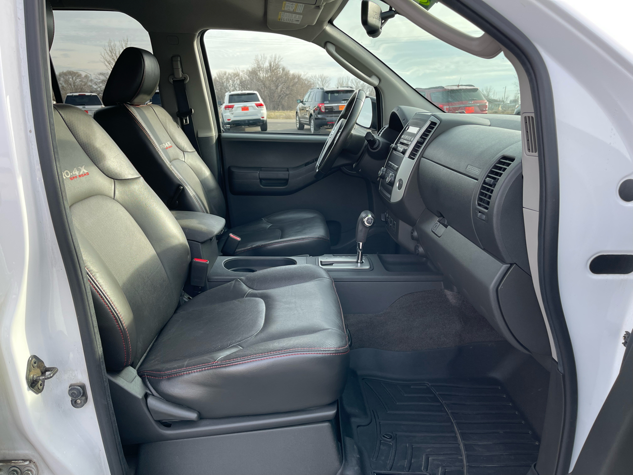 Nissan Xterra 4WD 4dr Auto Pro-4X 2012