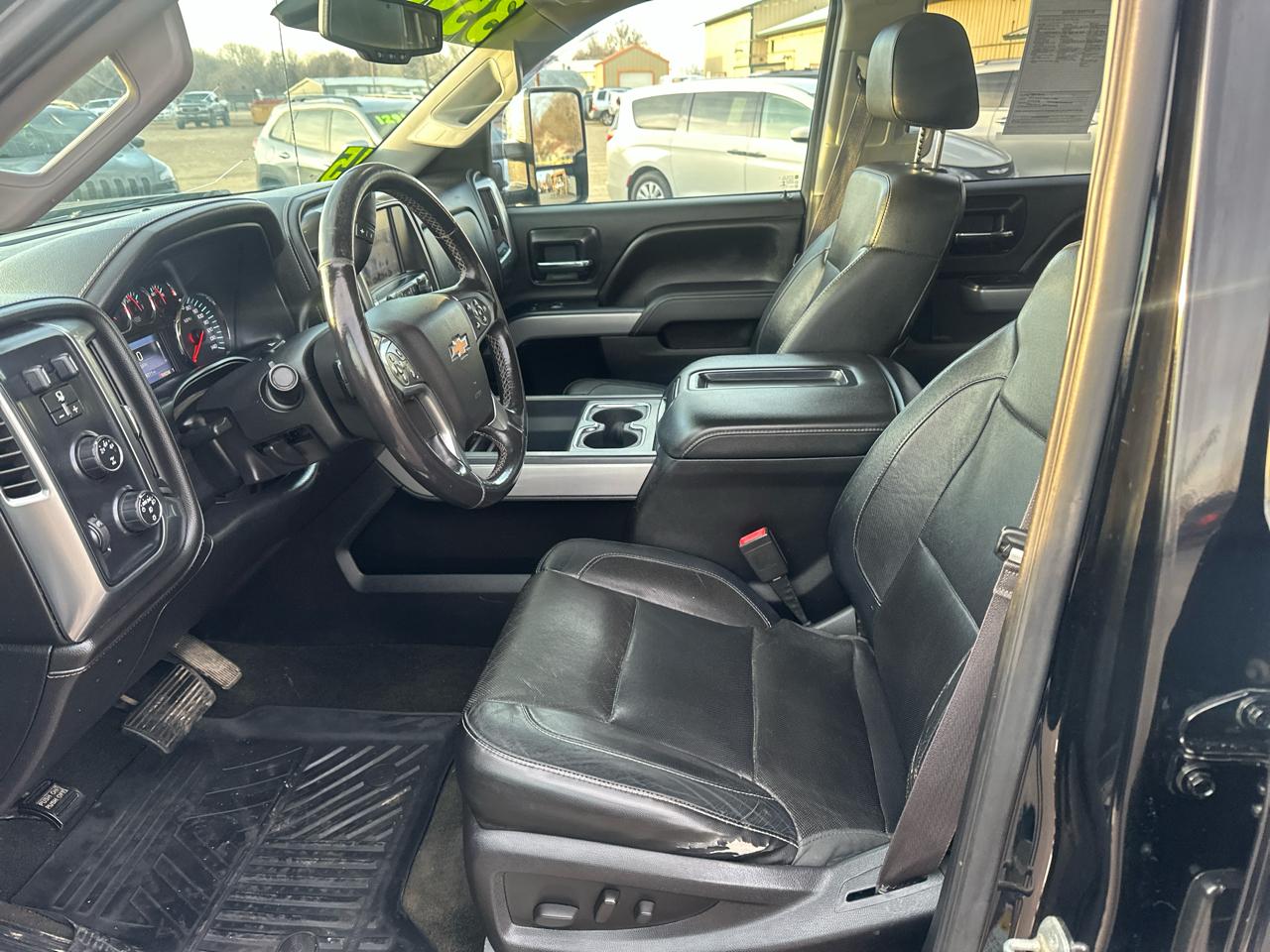 Chevrolet Silverado 2500HD 4WD Crew Cab 153.7" LTZ 2015