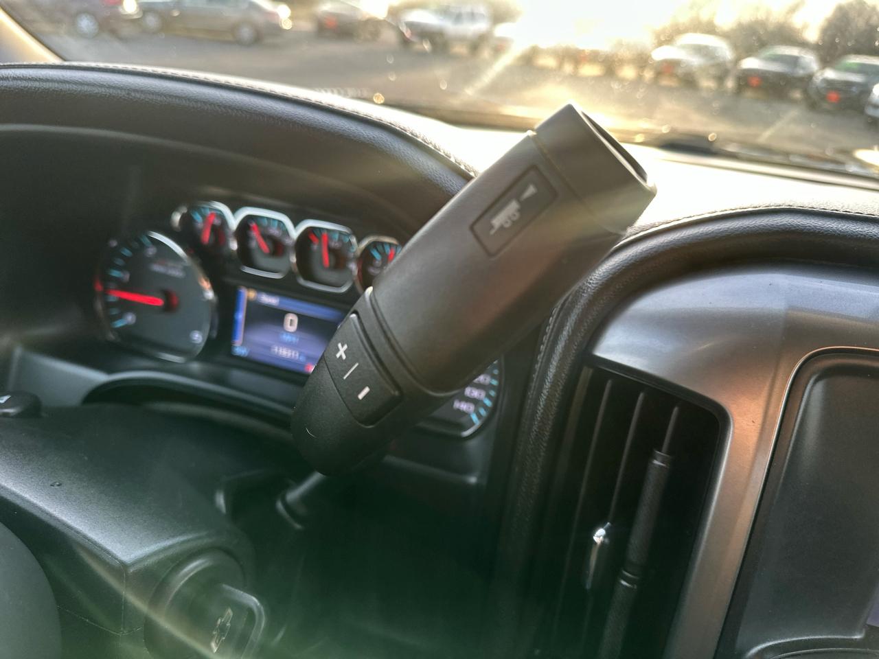 Chevrolet Silverado 2500HD 4WD Crew Cab 153.7" LTZ 2015