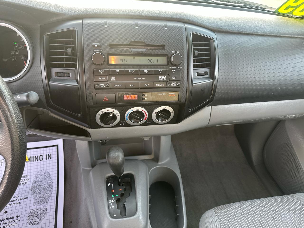 Toyota Tacoma 2WD Reg I4 AT (Natl) 2009