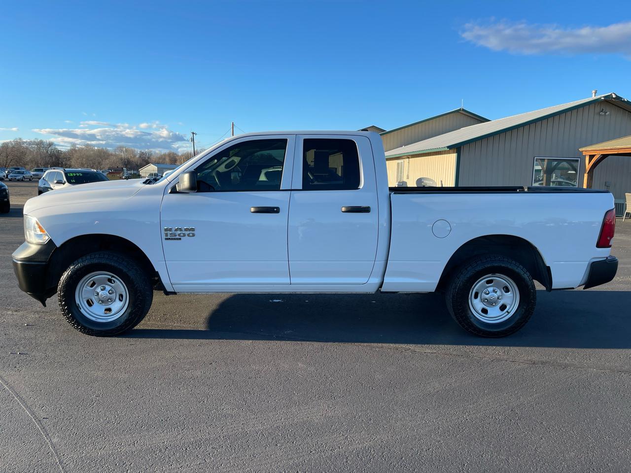 RAM 1500 Classic Tradesman 4x4 Quad Cab 6'4" Box 2019