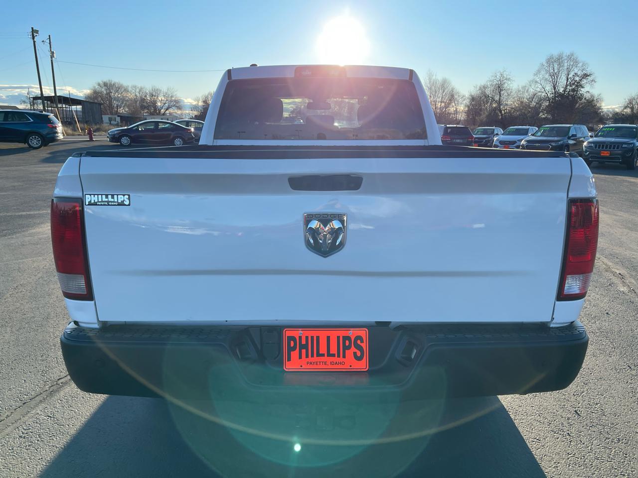 RAM 1500 Classic Tradesman 4x4 Quad Cab 6'4" Box 2019