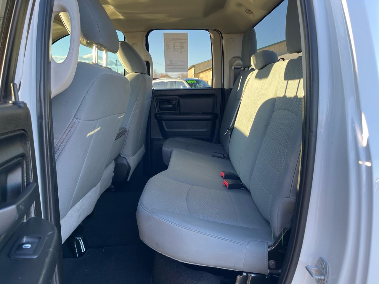 RAM 1500 Classic Tradesman 4x4 Quad Cab 6'4" Box 2019