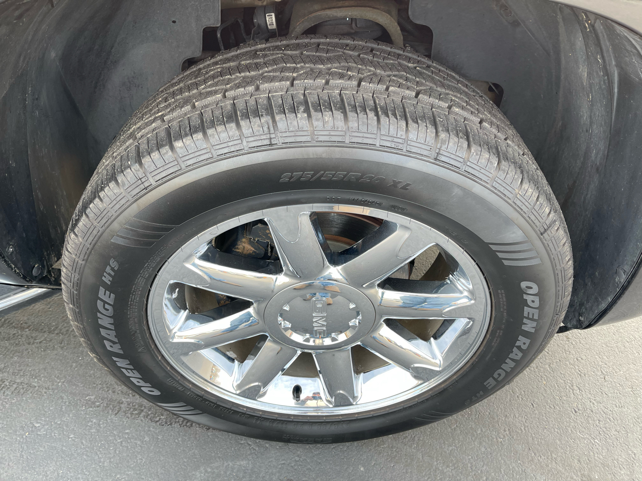 GMC Yukon AWD 4dr 1500 Denali 2012