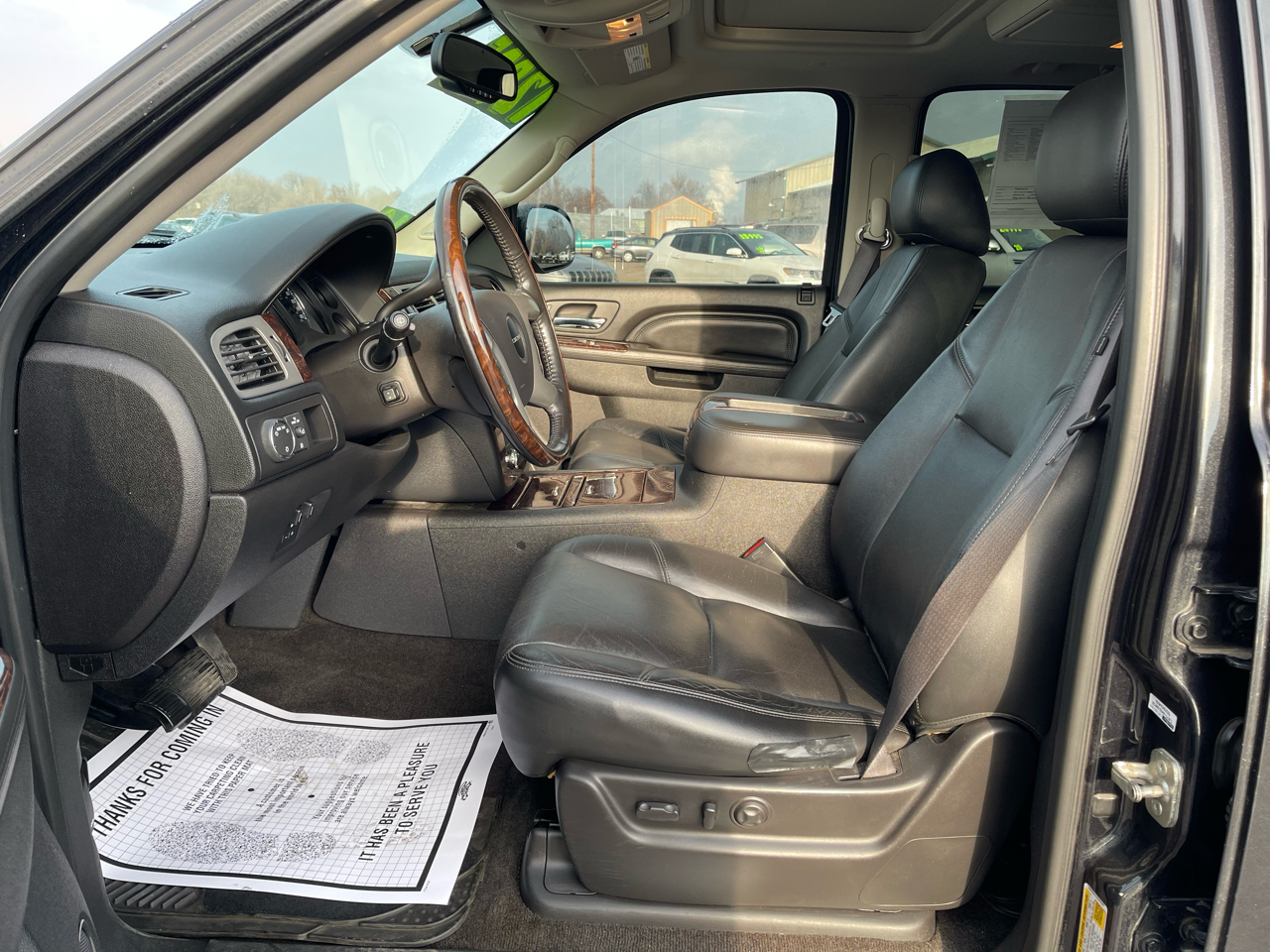 GMC Yukon AWD 4dr 1500 Denali 2012