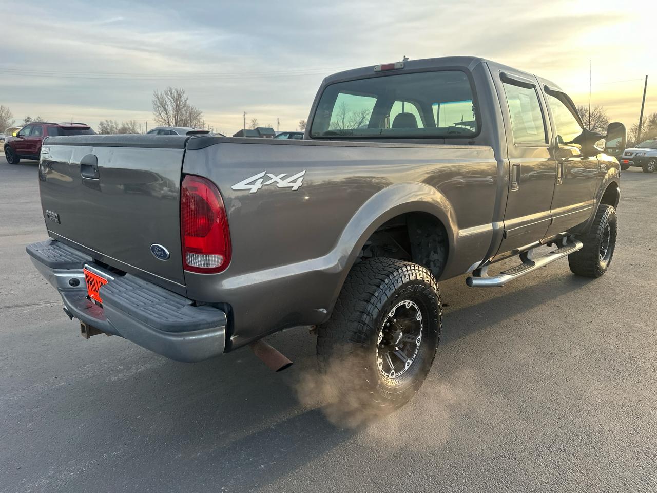 Ford Super Duty F-250 Crew Cab 156" XLT 4WD 2002
