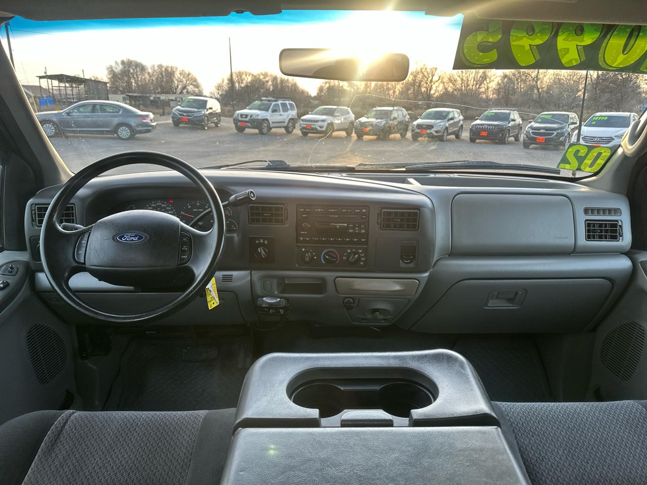 Ford Super Duty F-250 Crew Cab 156" XLT 4WD 2002