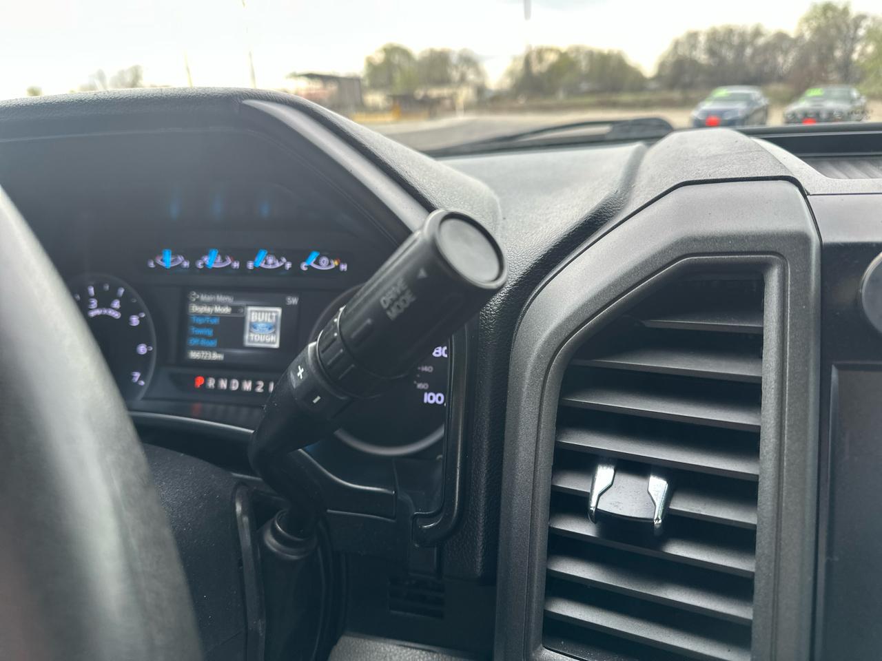 Ford Super Duty F-250 SRW XL 4WD SuperCab 8' Box 2021