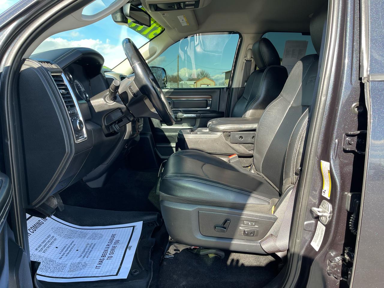 RAM 2500 4WD Crew Cab 169" Laramie 2015