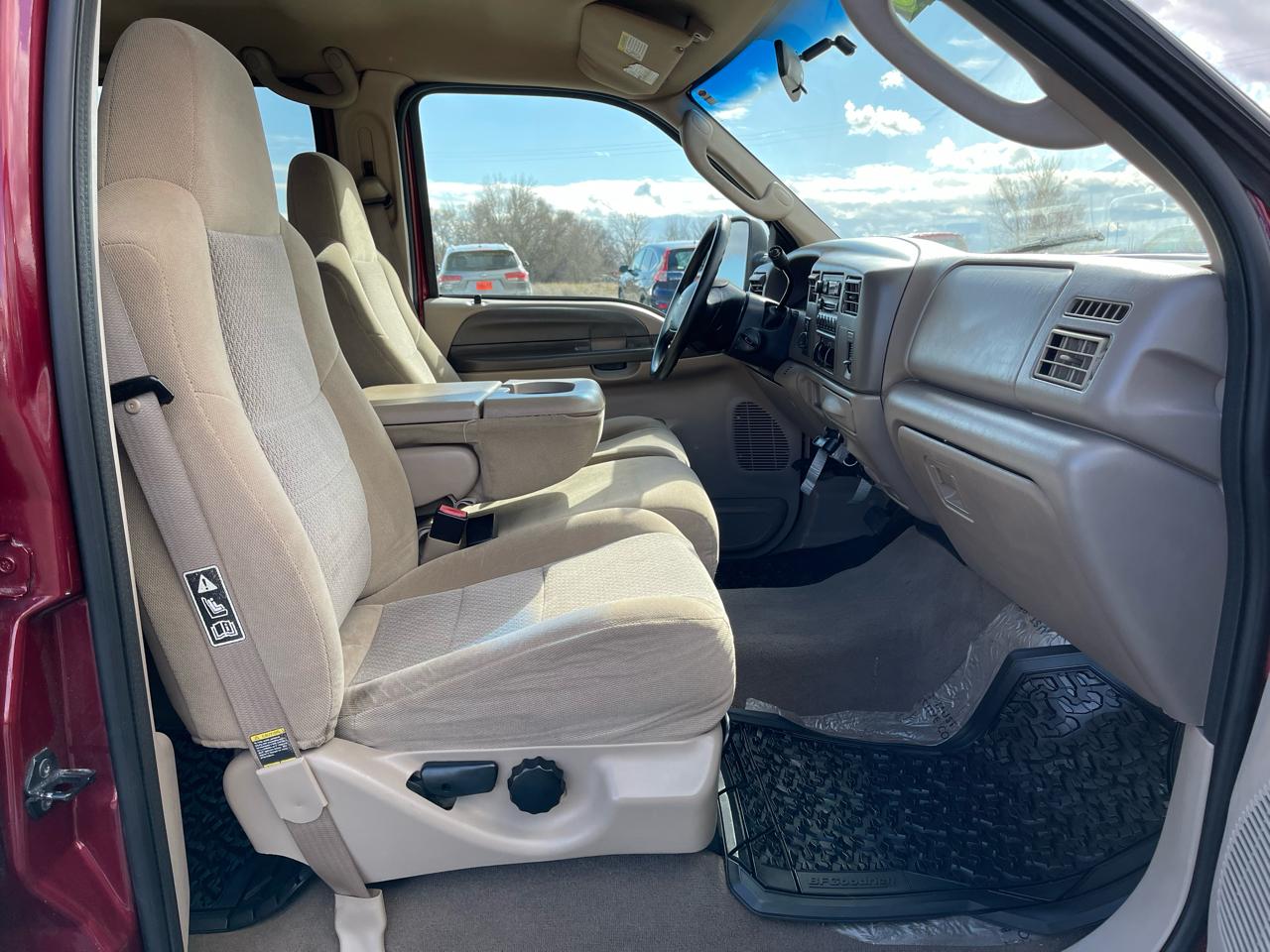 Ford Super Duty F-250 Crew Cab 172" XLT 4WD 2004