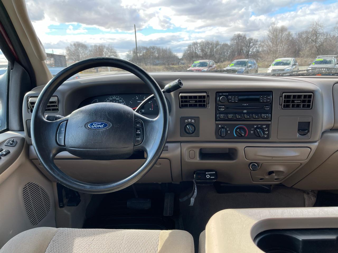 Ford Super Duty F-250 Crew Cab 172" XLT 4WD 2004