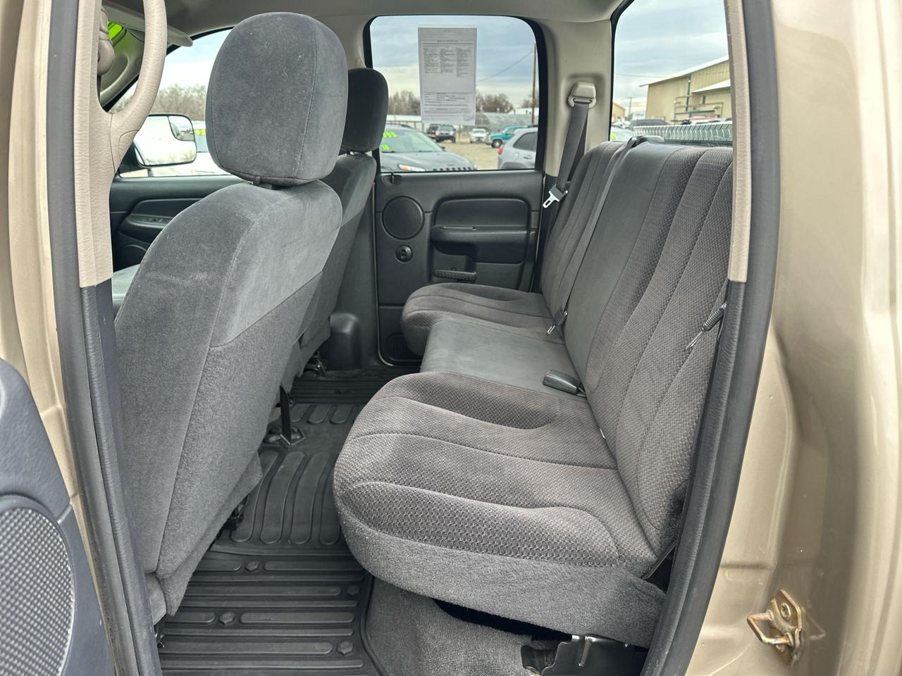 Dodge Ram 2500 4dr Quad Cab 140.5" WB 4WD SLT 2003